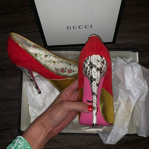 Gorgeous Custom Design Authentic Gucci Heels - Picture 3 of 8